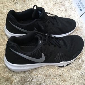 Nike men’s sneakers
